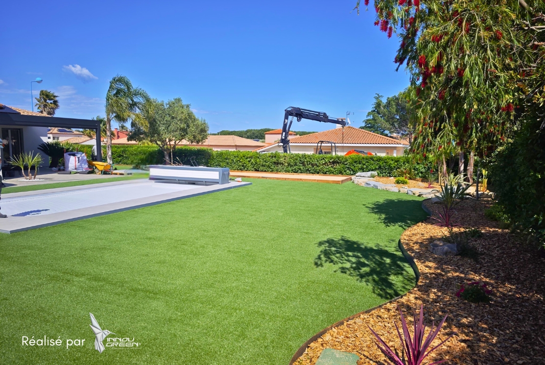 gazon-synthétique-perpignan-pelouse-artificielle-paysagiste-amenagement-exterieur-66 15.33.55